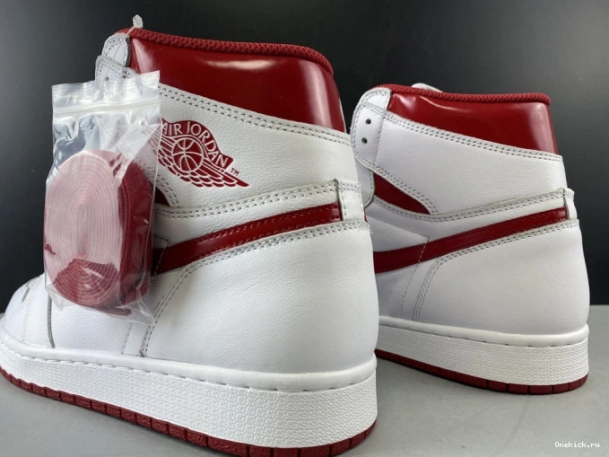 One Kick Red Air 555088-103 Jordan 1 Metallic Retro (2017) 0806